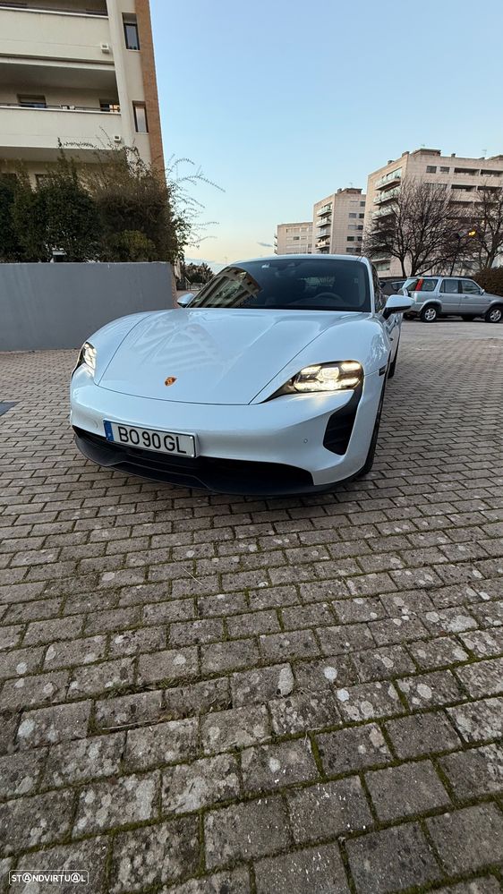 Porsche Taycan GTS - 5