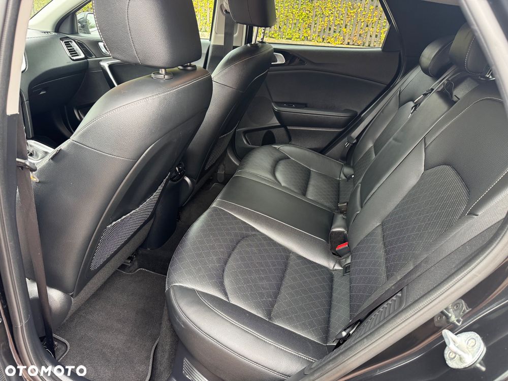Kia XCeed - 20