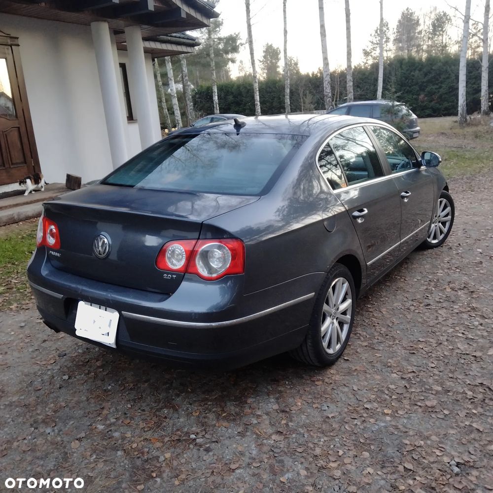 Volkswagen Passat 2.0 TSI Highline DSG - 4