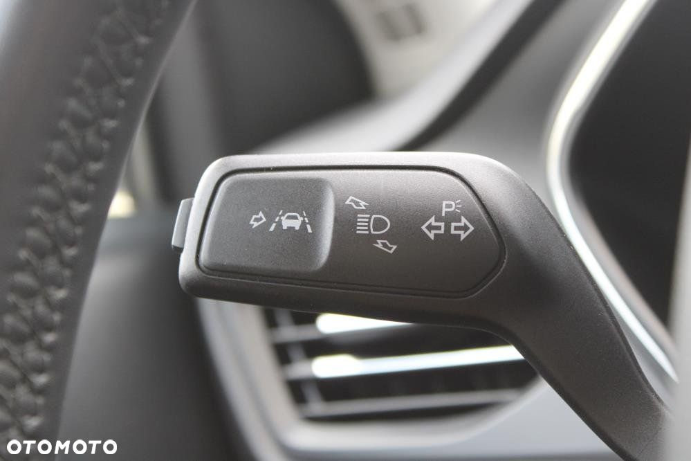 Ford Focus - 30