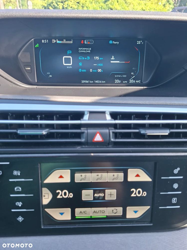 Citroën C4 Grand Picasso - 12