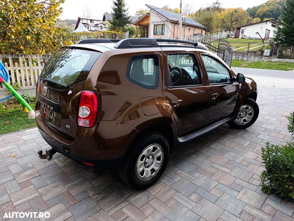 Dacia Duster 2010 photo 4