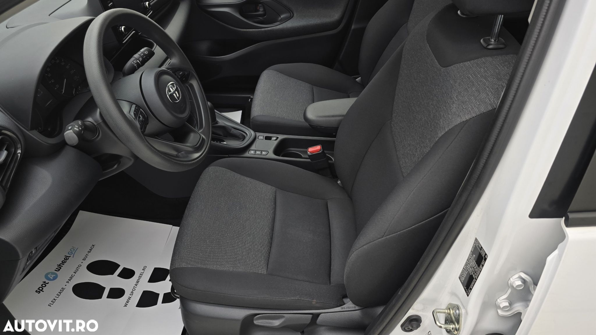 Toyota Yaris 1.5 116 CP HEV Active - 12