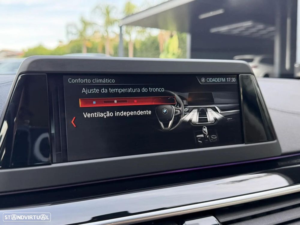 BMW 520 d Line Luxury Auto - 52