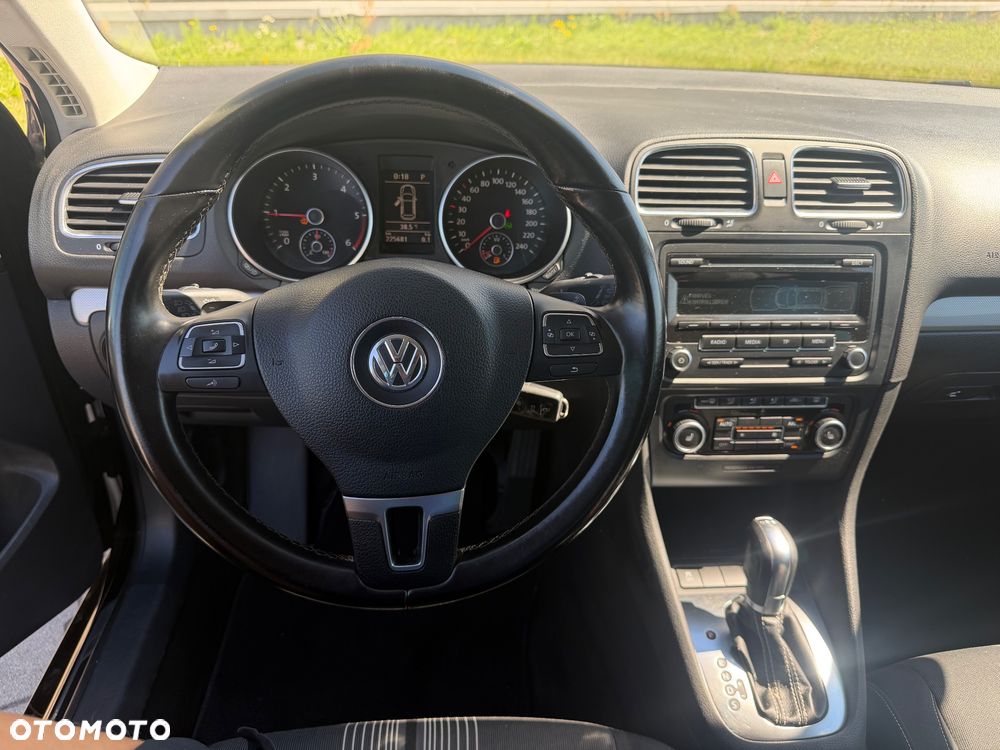 Volkswagen Golf 2.0 TDI DPF DSG MATCH - 6
