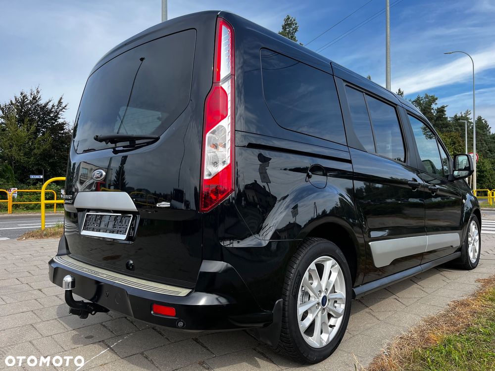 Ford Tourneo Connect Grand - 23