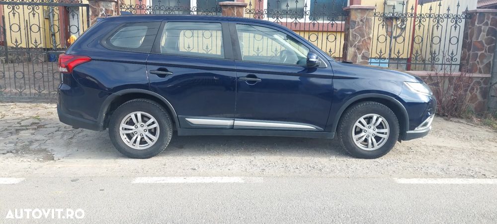 Mitsubishi Outlander 2.2 Litre DI-D AWD Instyle - 2