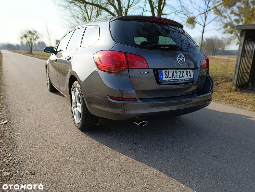 Opel Astra 2.0 CDTI DPF Sport - 27