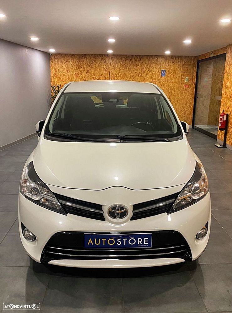 Toyota Verso 1.6 D-4D Exclusive - 3