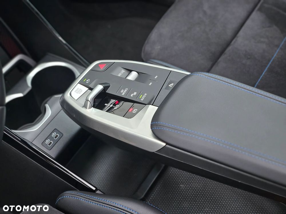 BMW X1 xDrive20d mHEV M Sport sport - 27