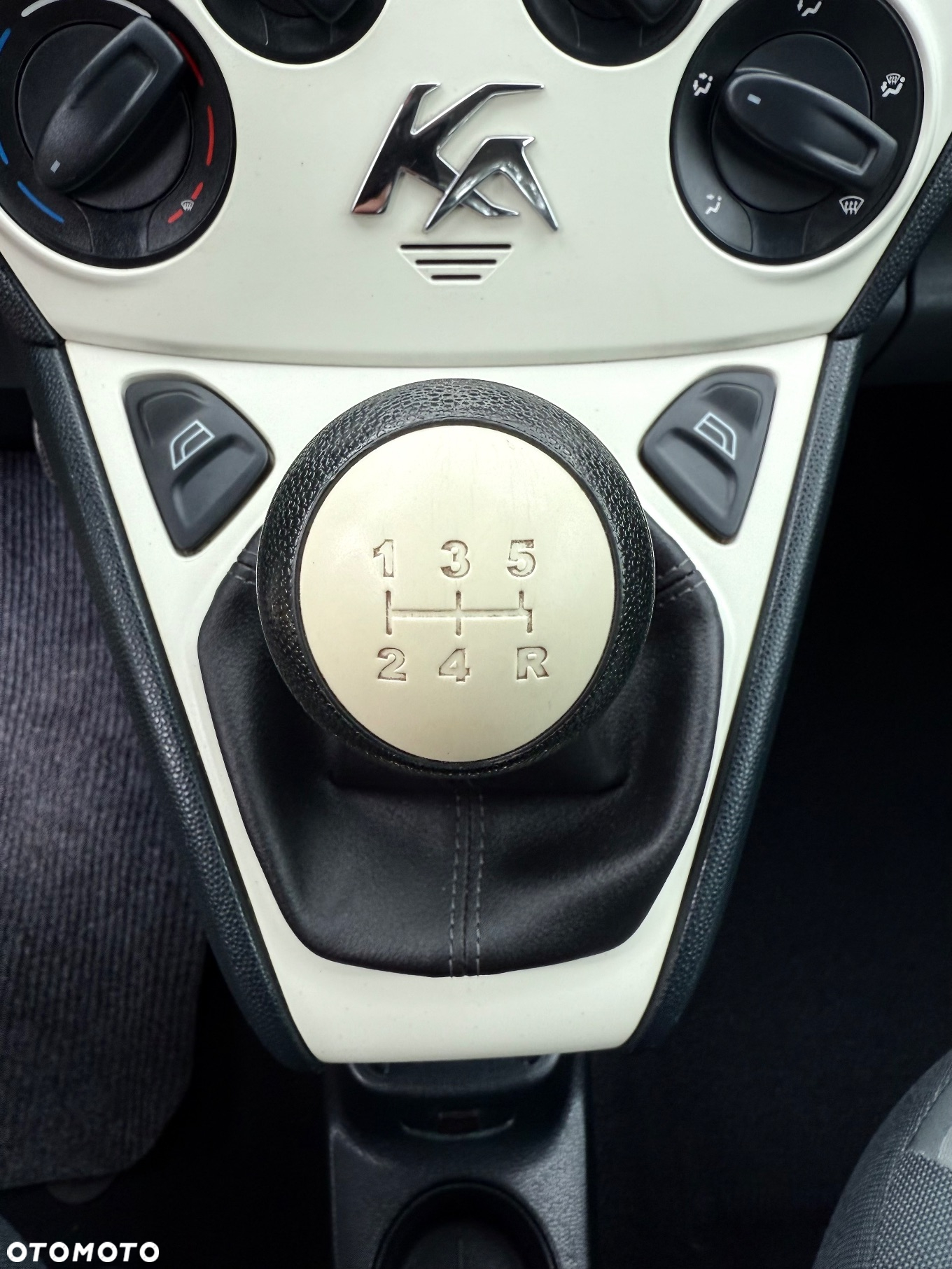 Ford KA 1.2 Trend - 17