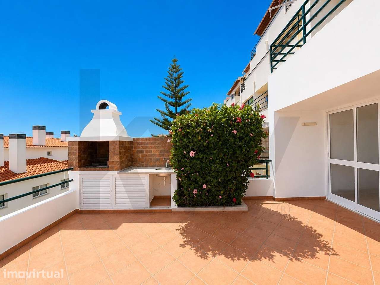 Apartamento T2 completamente renovado com vista mar no Garajau - Grande imagem: 4/15