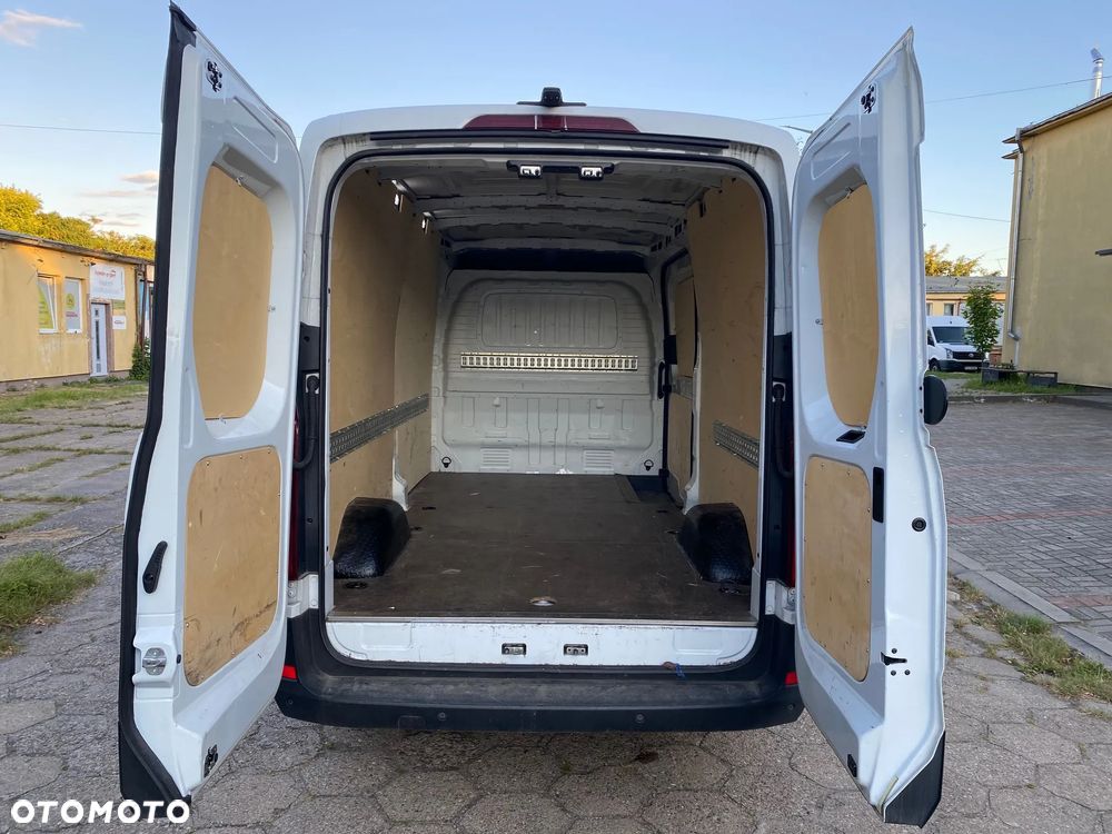 Maxus Deliver 9 - 14