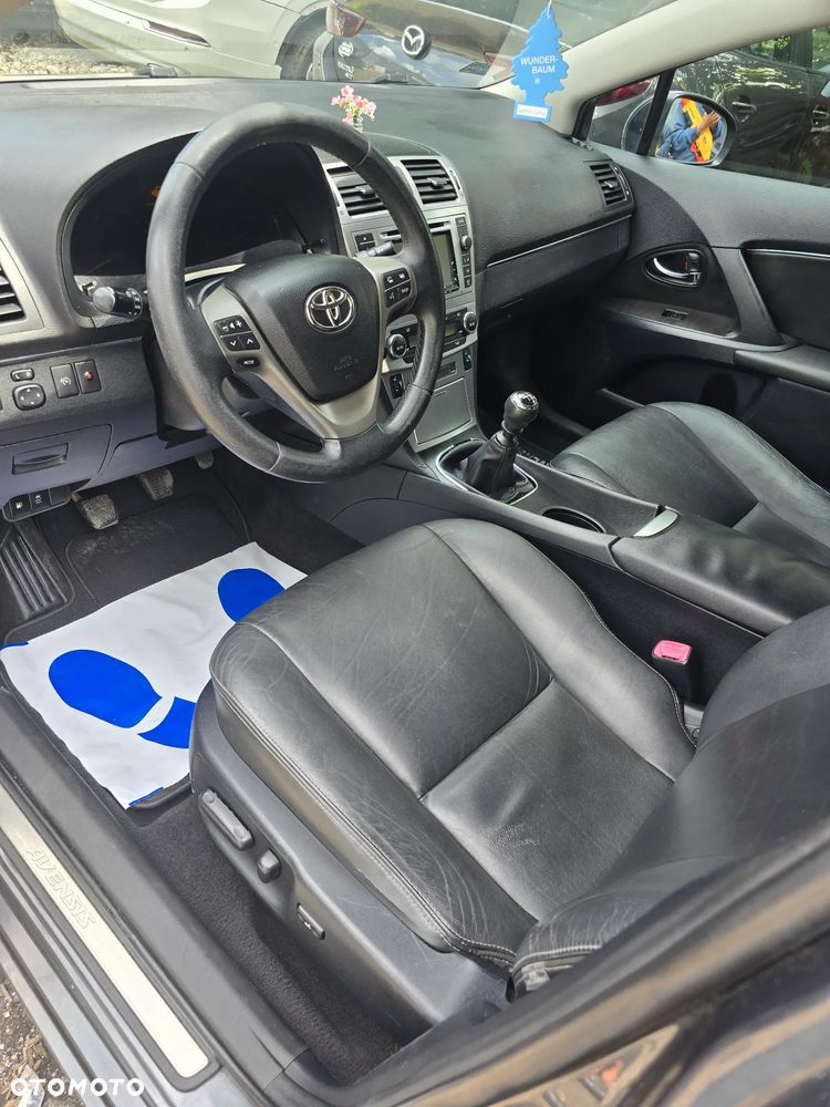 Toyota Avensis 1.8 Business Edition - 10