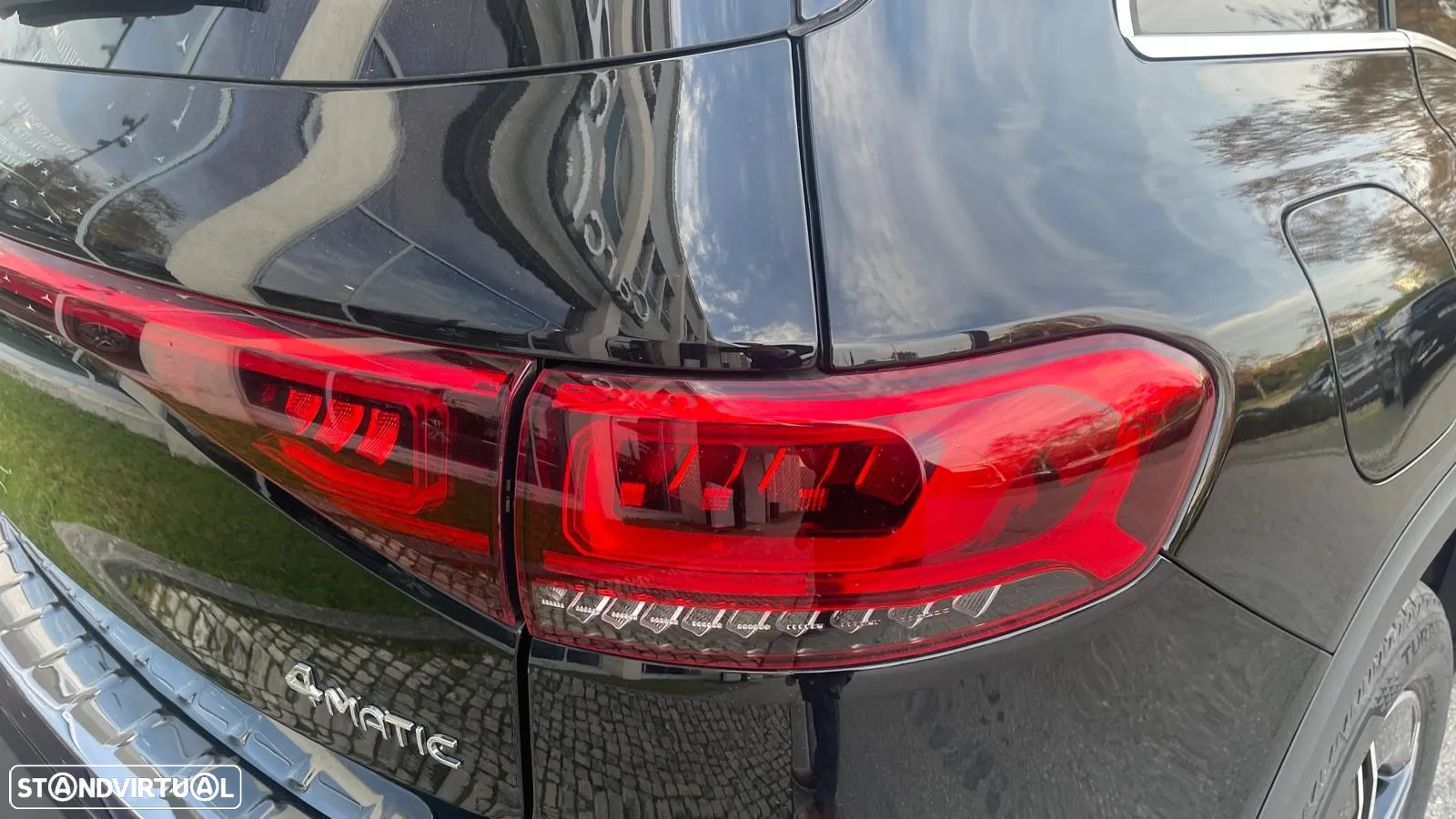 Mercedes-Benz EQB 350 4Matic AMG Line - 5