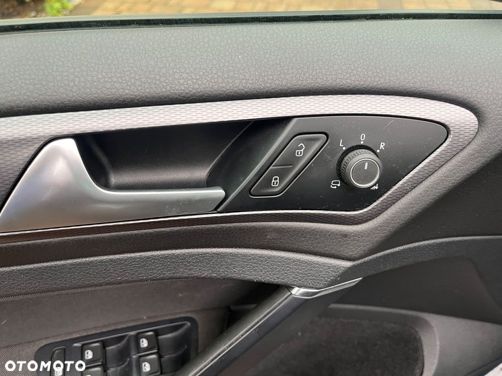 Volkswagen Golf 1.2 TSI BlueMotion Technology Lounge - 8