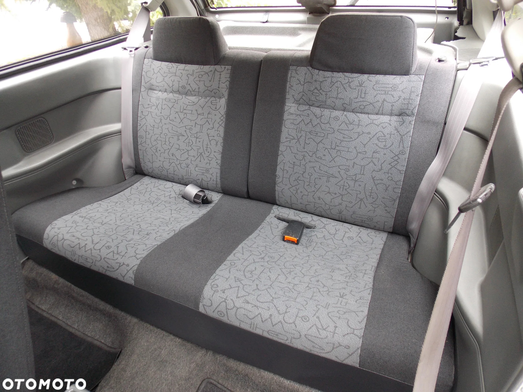Suzuki Swift 1.0 GL - 14