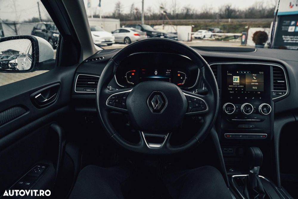 Renault Megane - 8