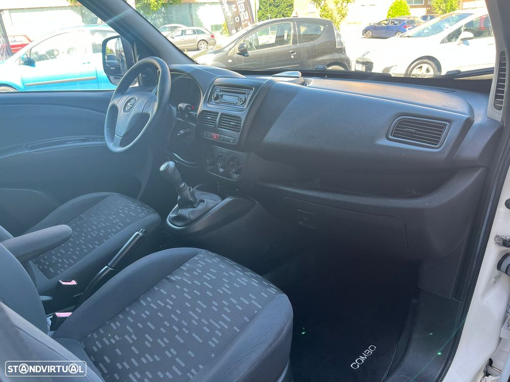 Opel Combo 1.6 CDTI  AC - 10