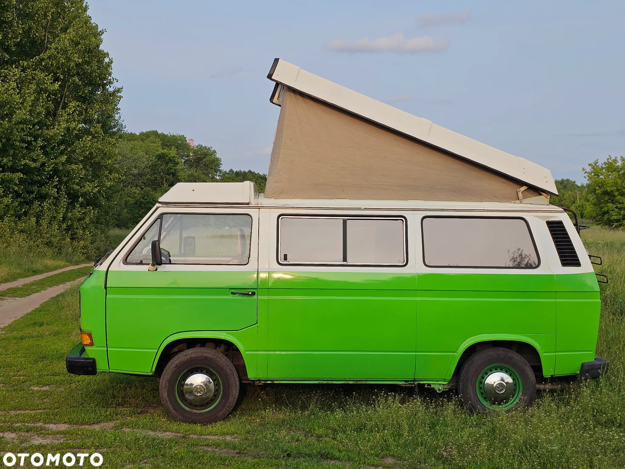 Volkswagen Transporter - 4