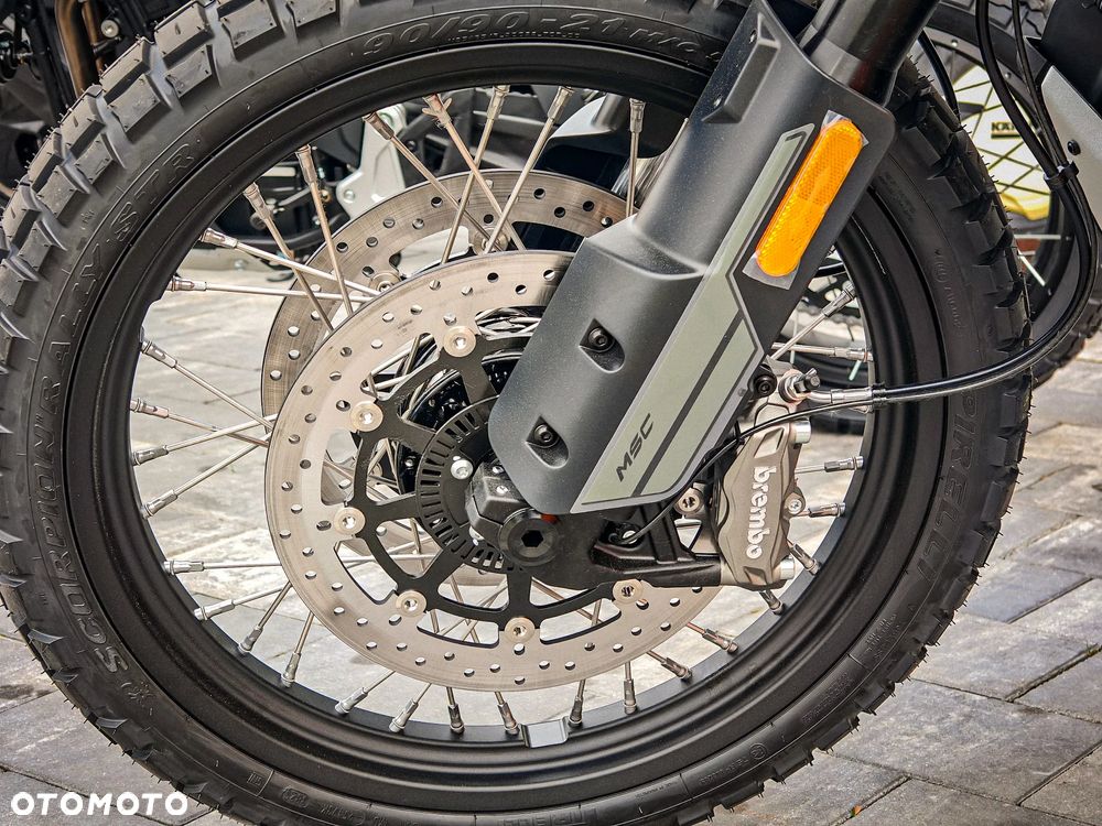 CFMoto 1000 MT-X - 4
