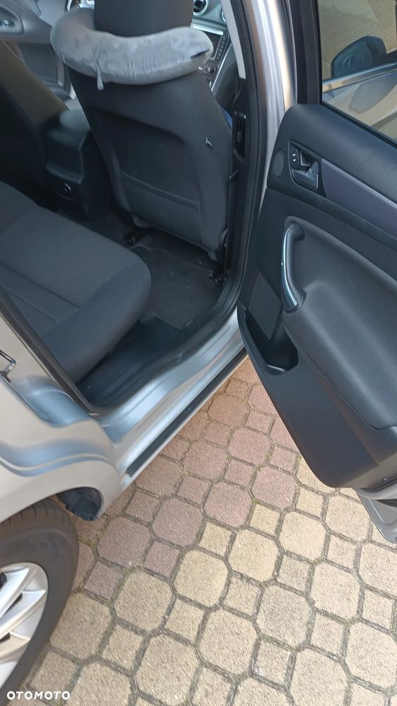 Ford Mondeo 2.0 TDCI Titanium - 9