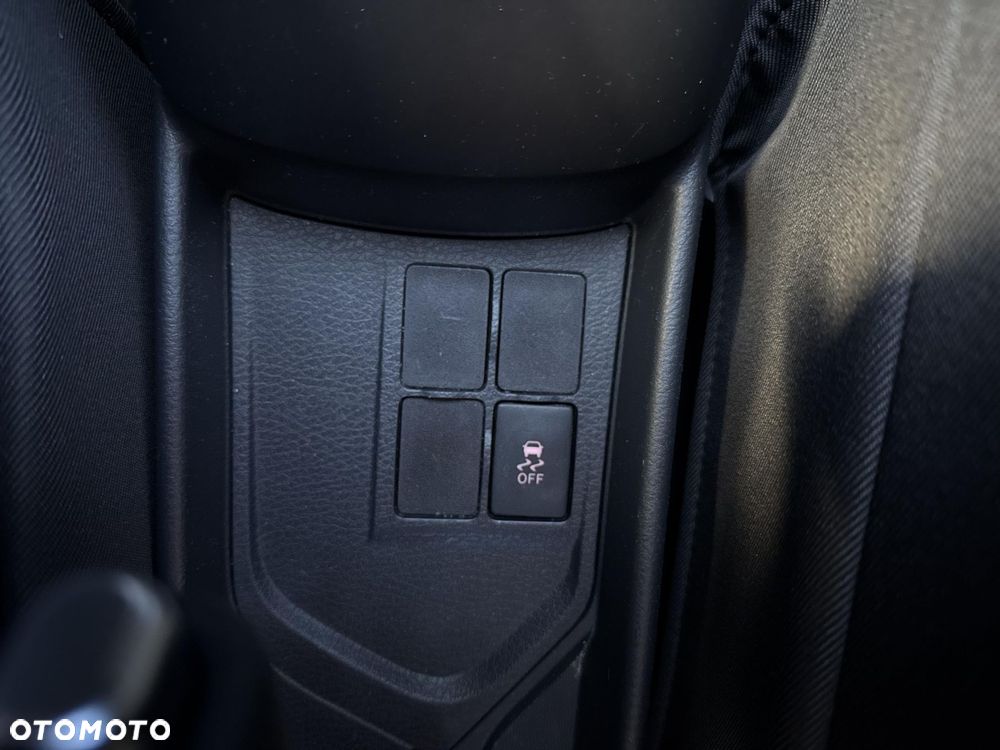 Toyota Yaris 1.0 Active EU6 - 27