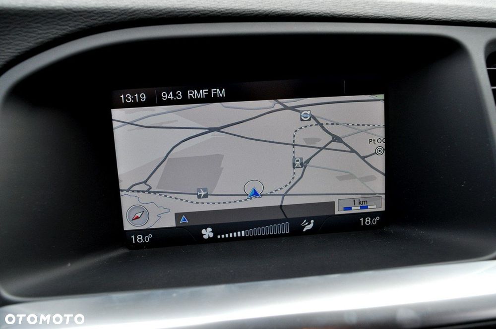 Volvo V60 D3 Geartronic Momentum - 26