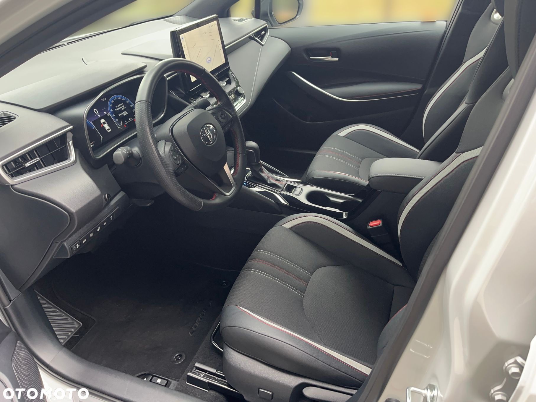 Toyota Corolla 1.8 Hybrid GR Sport - 7