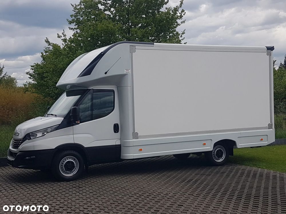 Iveco DAILY KONTENER NISKOPODŁOGOWY 4,43x2,23x2,42 SKLEP FOODTRUCK BAR KLIMA KONIOWÓZ KAMPER - 2
