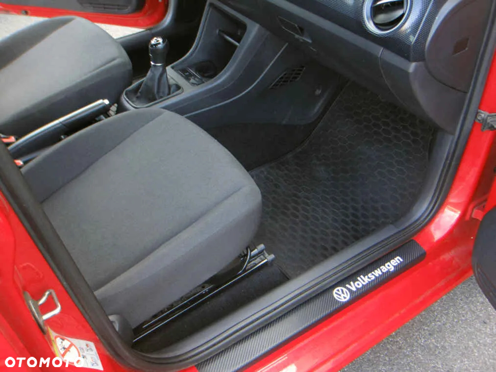 Volkswagen up! 1.0 high - 12