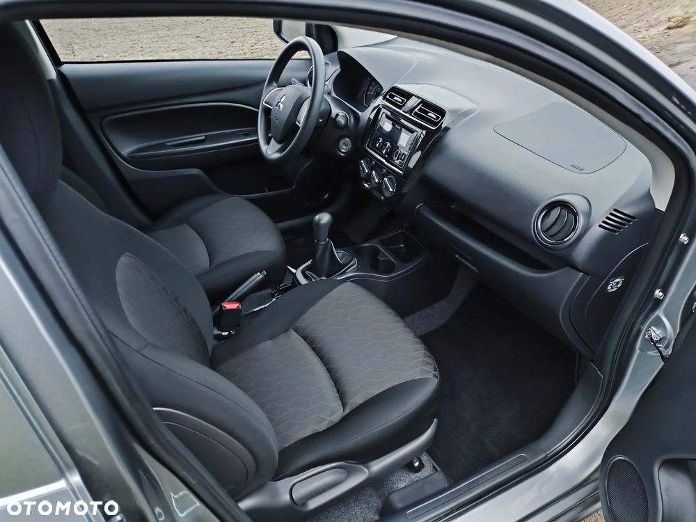 Mitsubishi Space Star 1.2 - 10