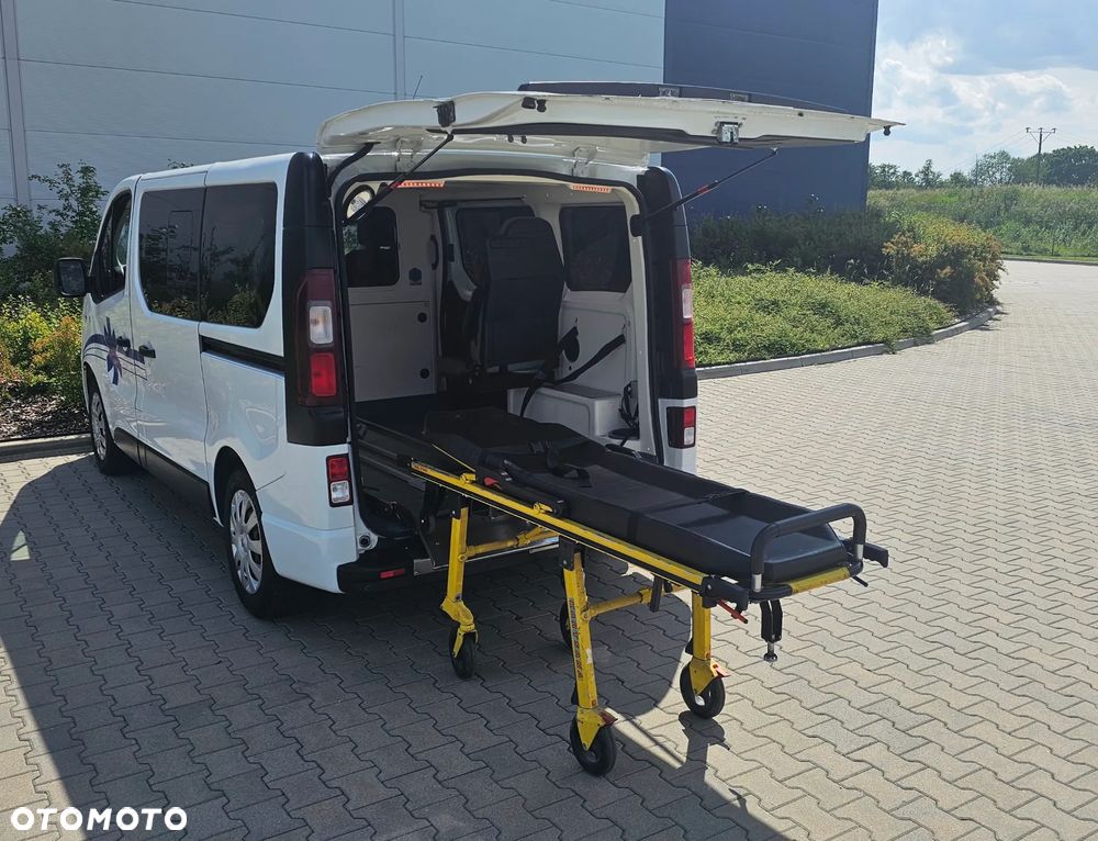 Renault TRAFIC KARETKA/AMBULANS - 13