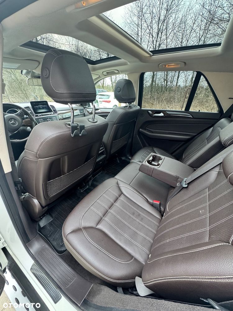 Mercedes-Benz GLE - 14