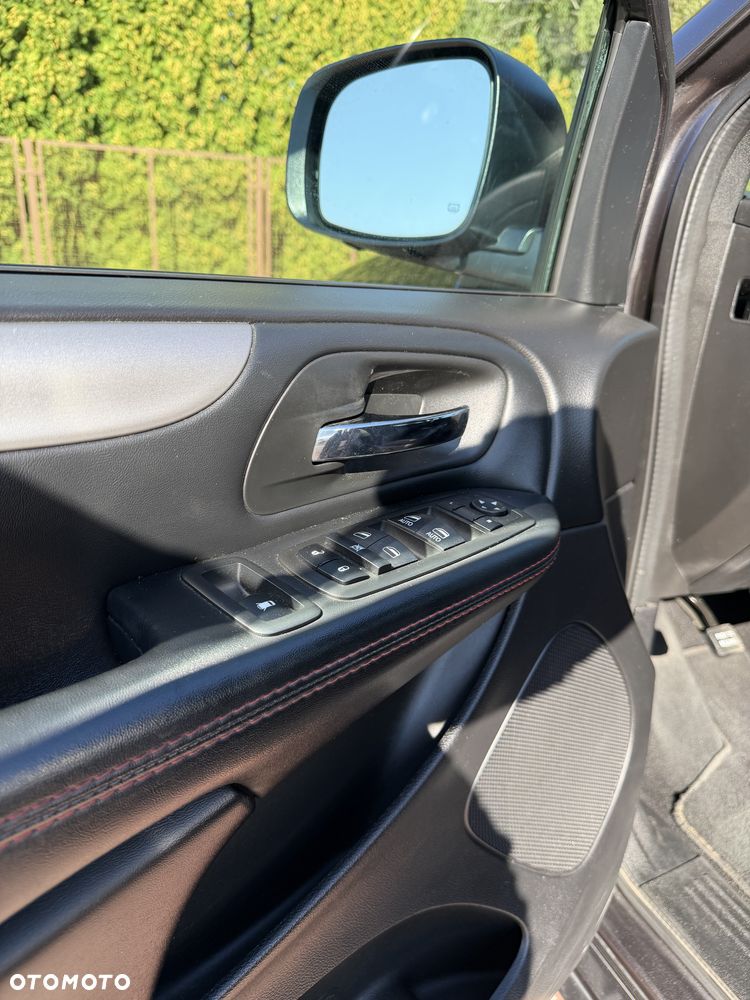 Dodge Grand Caravan 3.6 Express - 24