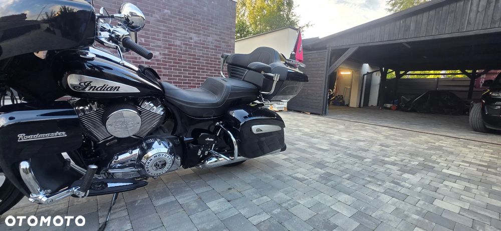 Indian Roadmaster - 5