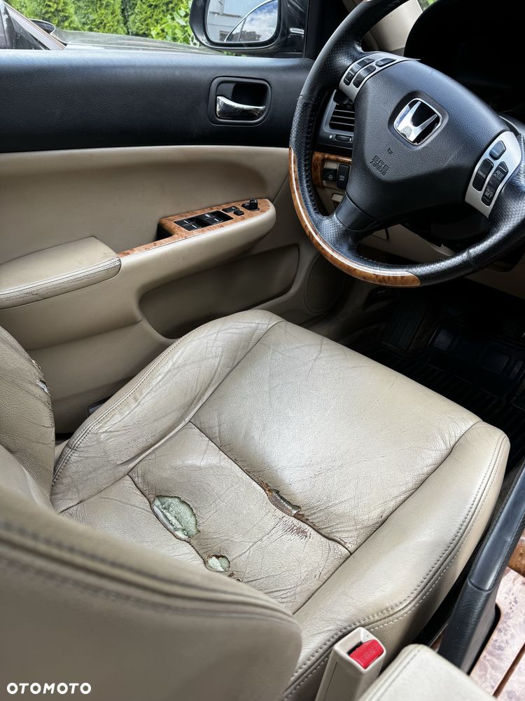 Honda Accord 2004 photo 5