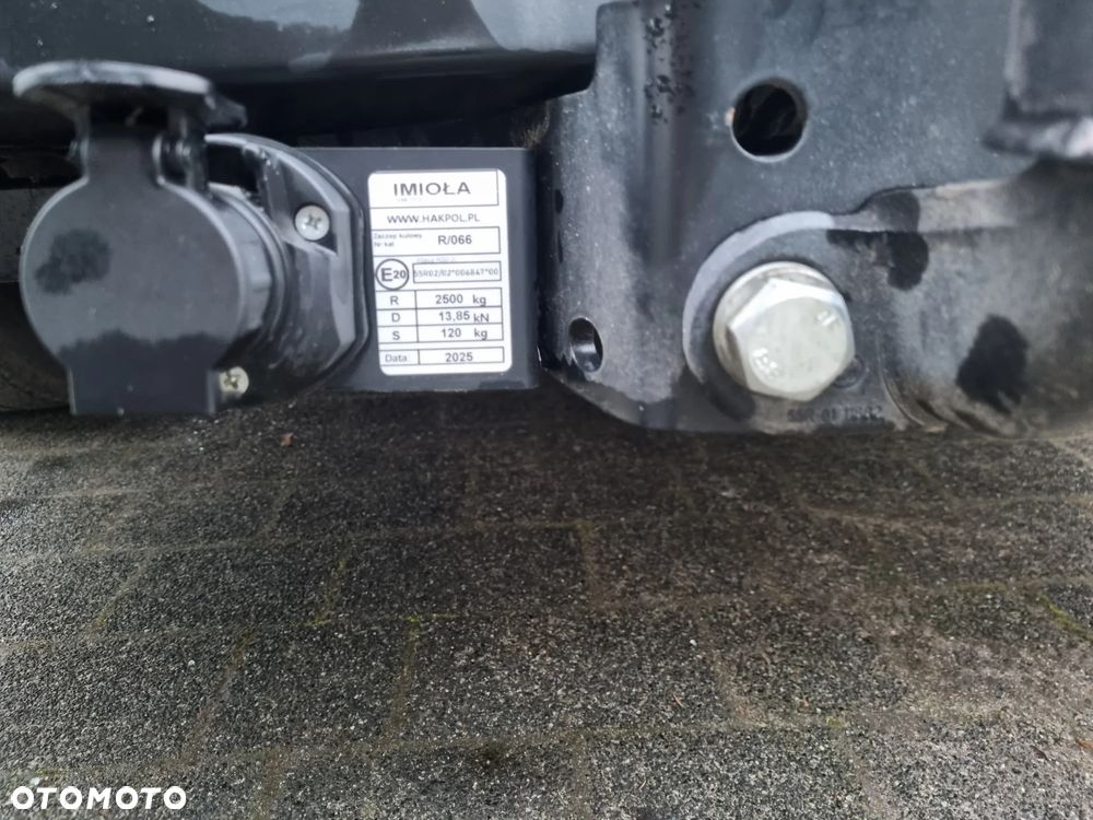 Renault Trafic 2.0 dCi Escapade - 11