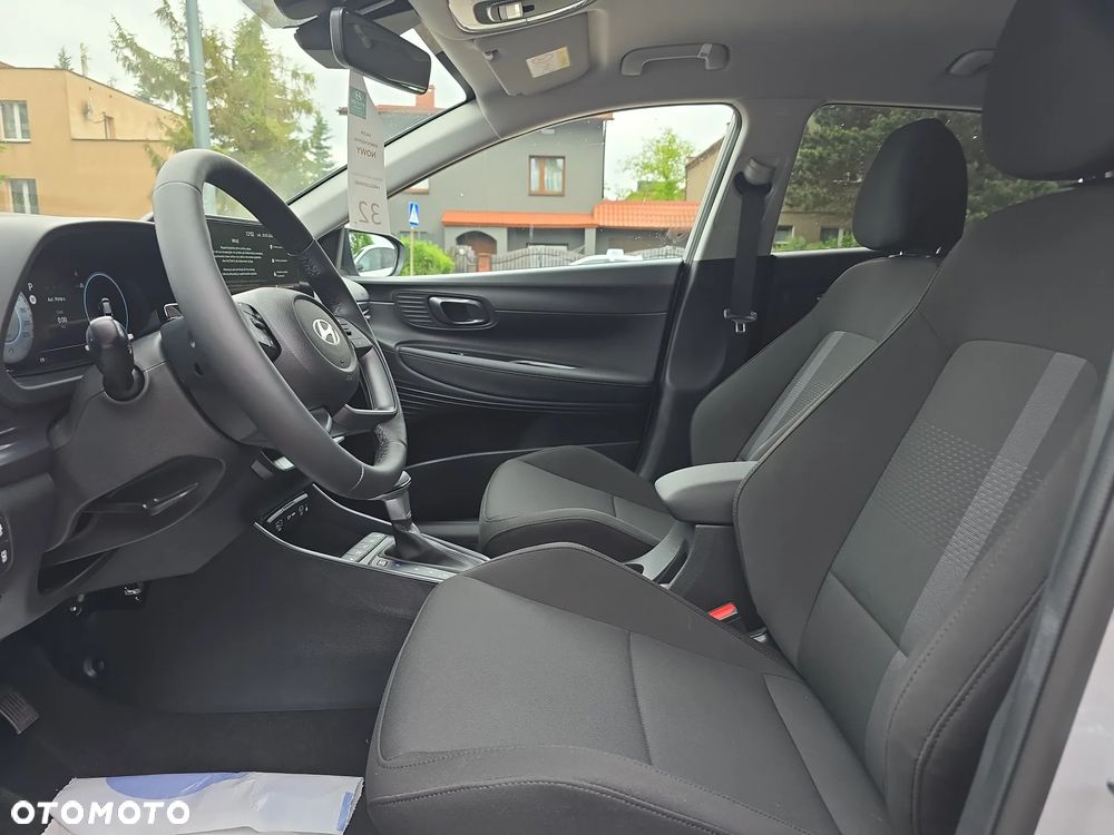Hyundai i20 1.0 T-GDi Smart DCT - 12