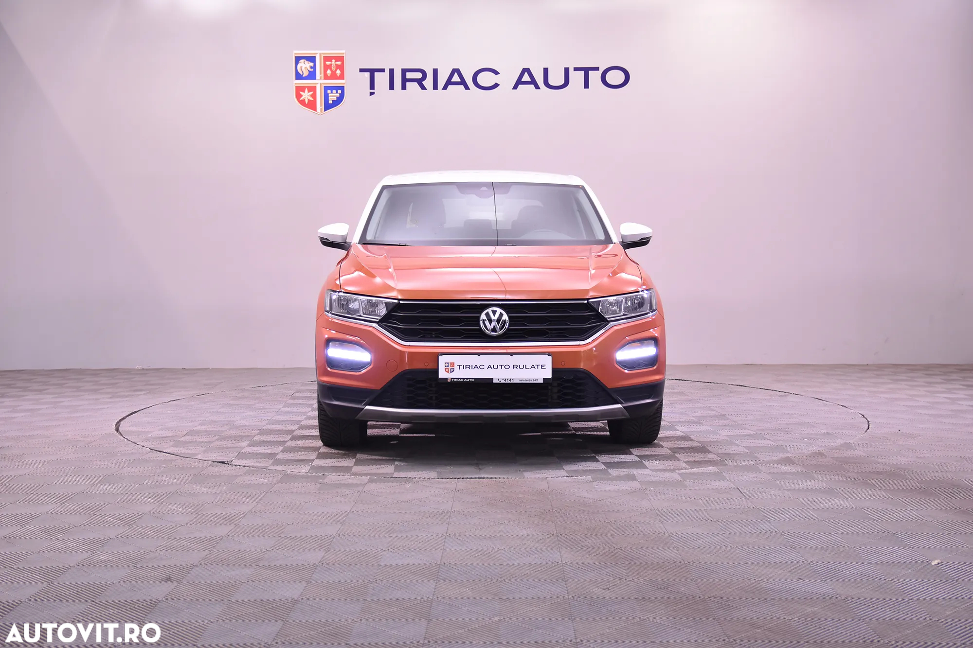 Volkswagen T-ROC - 8