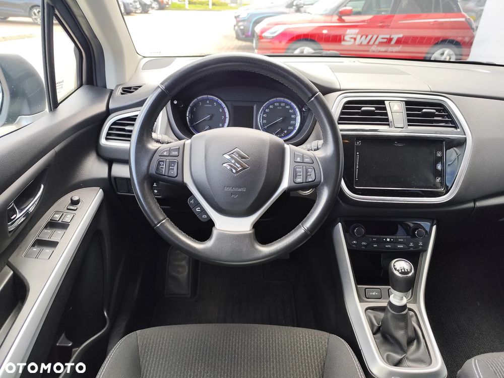 Suzuki SX4 S-Cross 1.4 SHVS Premium - 13
