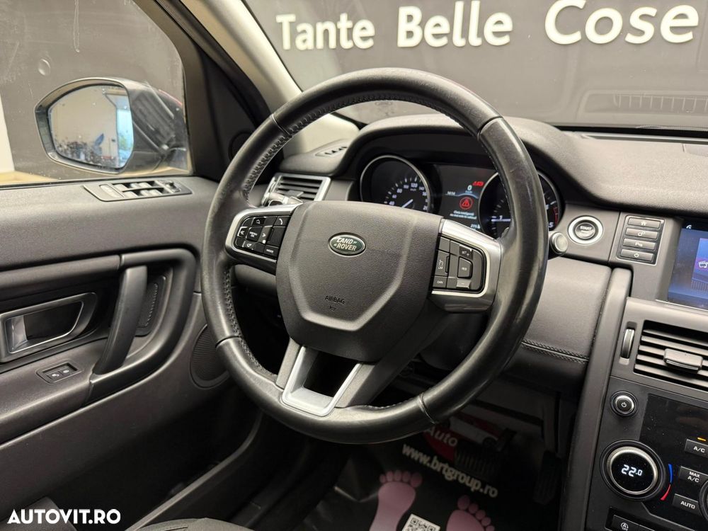 Land Rover Discovery Sport - 12