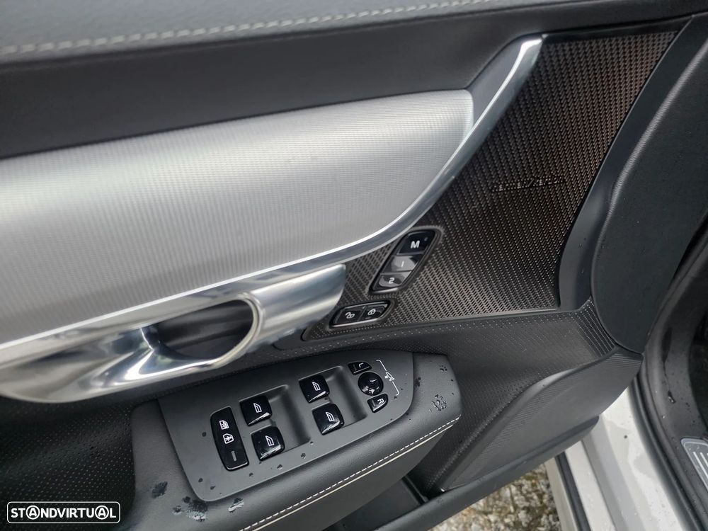 Volvo V90 2.0 T8 PHEV Inscription AWD - 16