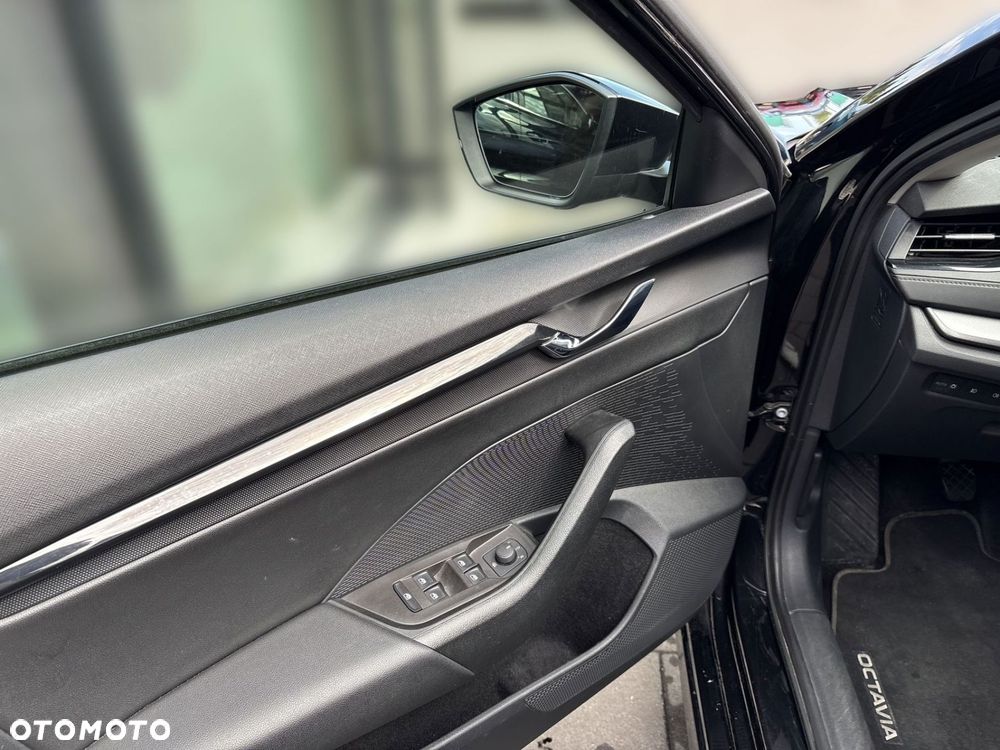Skoda Octavia 1.5 TSI ACT Ambition - 10