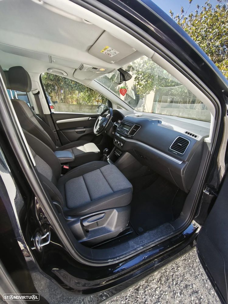 VW Sharan 2.0 TDI Confortline - 6