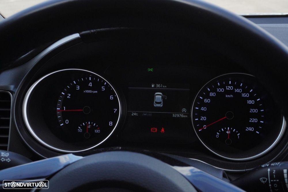Kia XCeed - 13