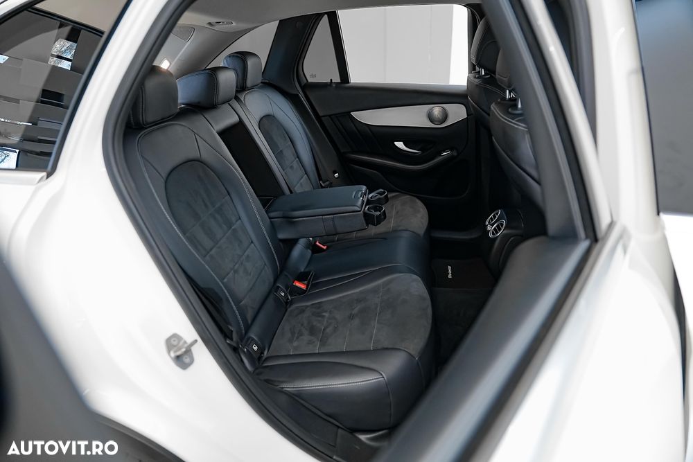 Mercedes-Benz GLC 250 d 4MATIC 9G-TRONIC AMG Line - 18