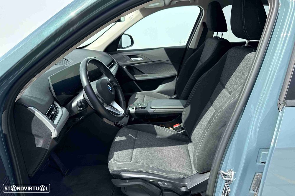 BMW iX1 xDrive30 - 4