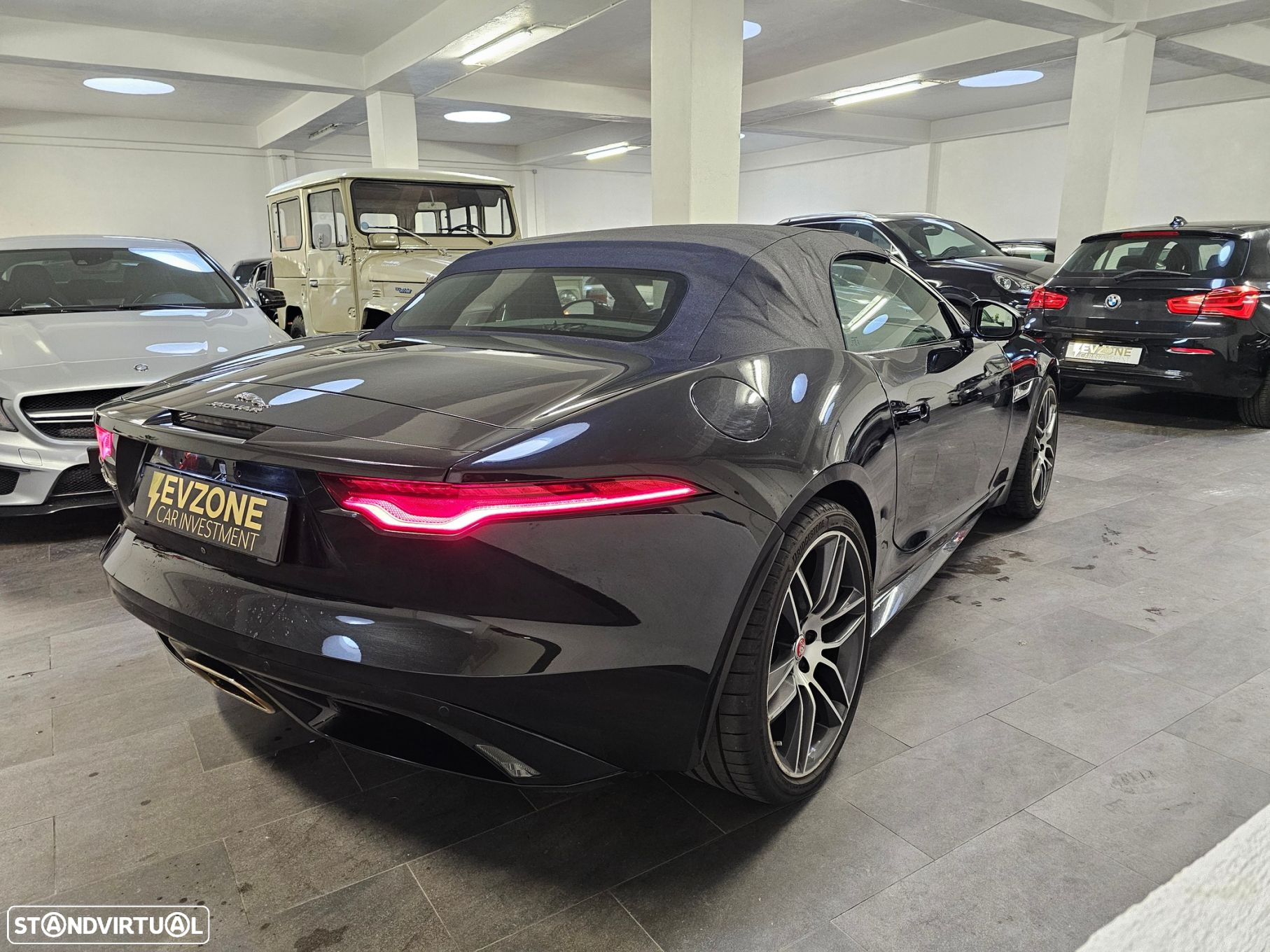 Jaguar F-Type 2.0 i4 R-Dynamic Black - 15