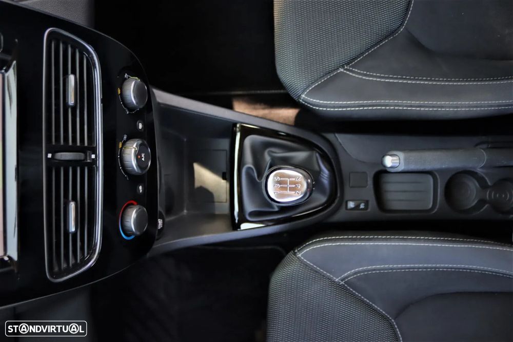 Renault Clio Sport Tourer - 12